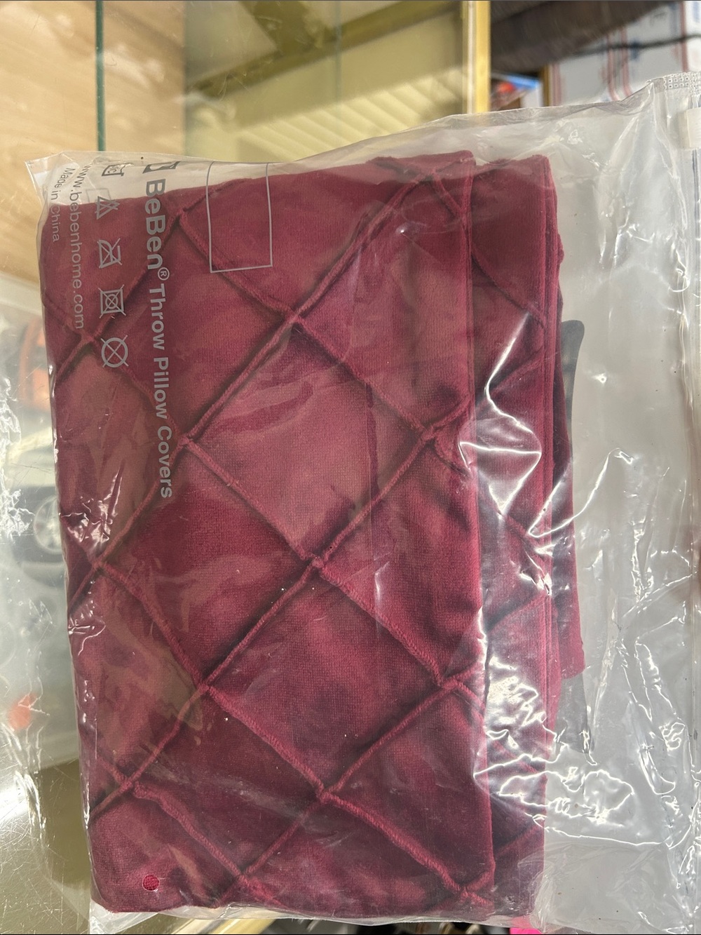 Bebein 18x18 2pcs Quilted Throw Pillow Cover - Deep Burgundy